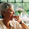 Frau mit Vitamin D
