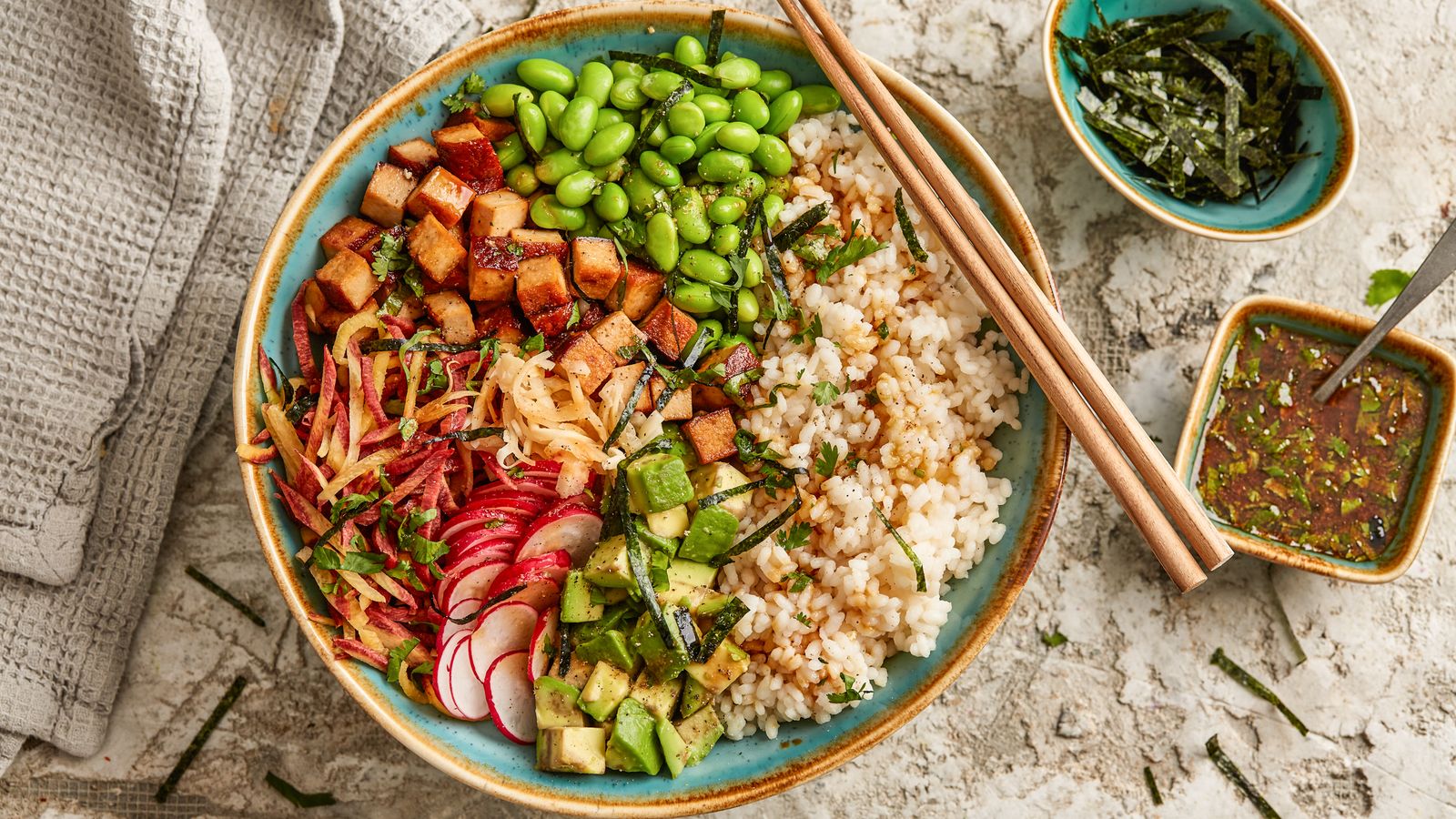 Sushi-Bowl mit Reis