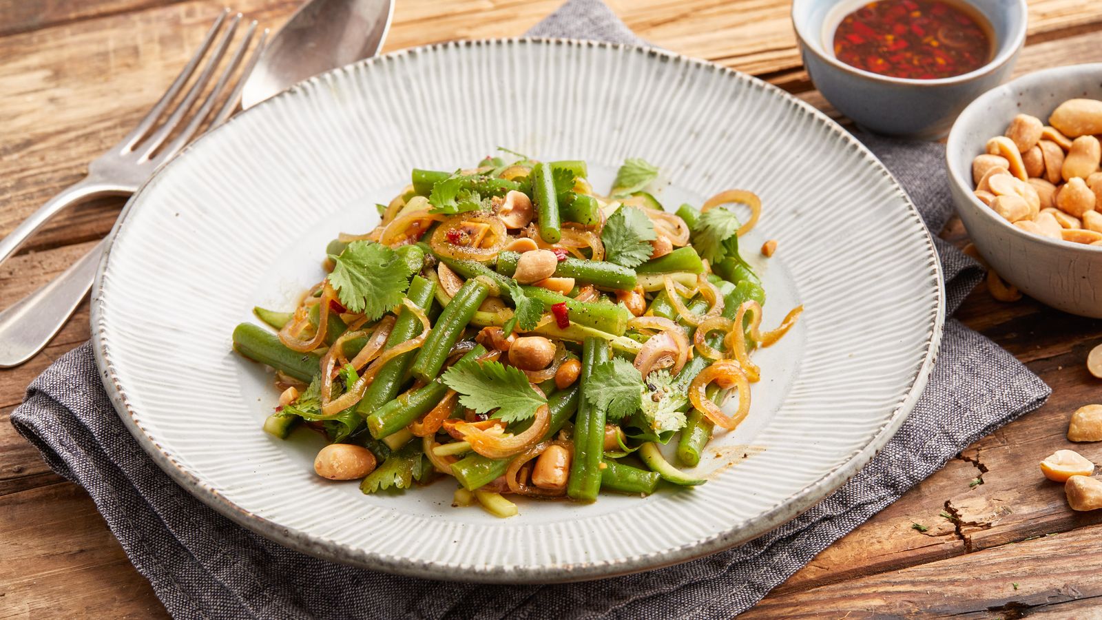 Grüne-Bohnen-Salat mit Gurken – asiatisch