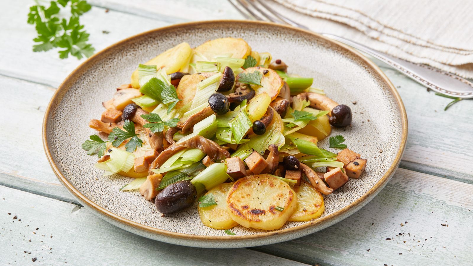Bratkartoffeln mit Pilzen und Lauch