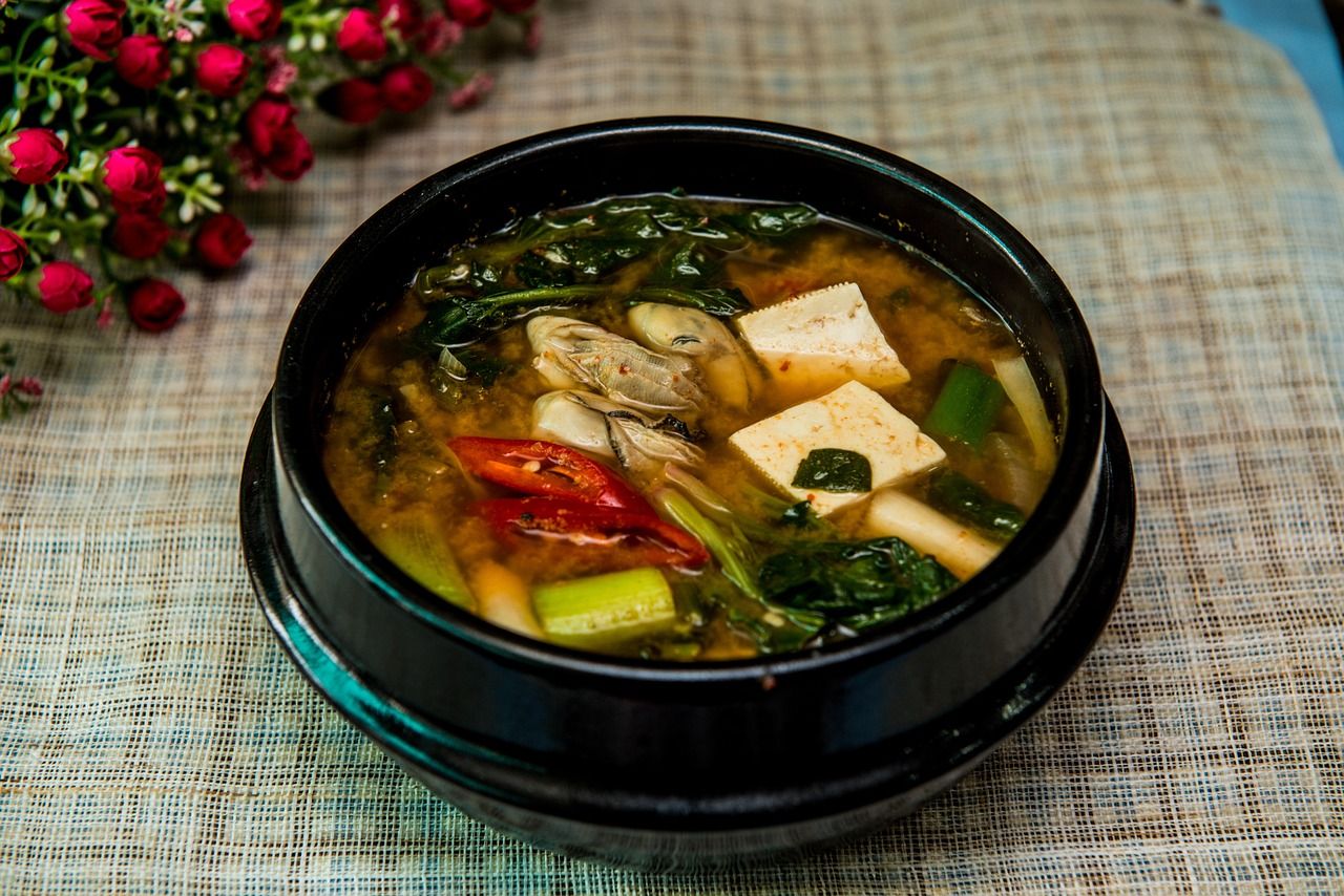 Asiatische Suppe mit Miso