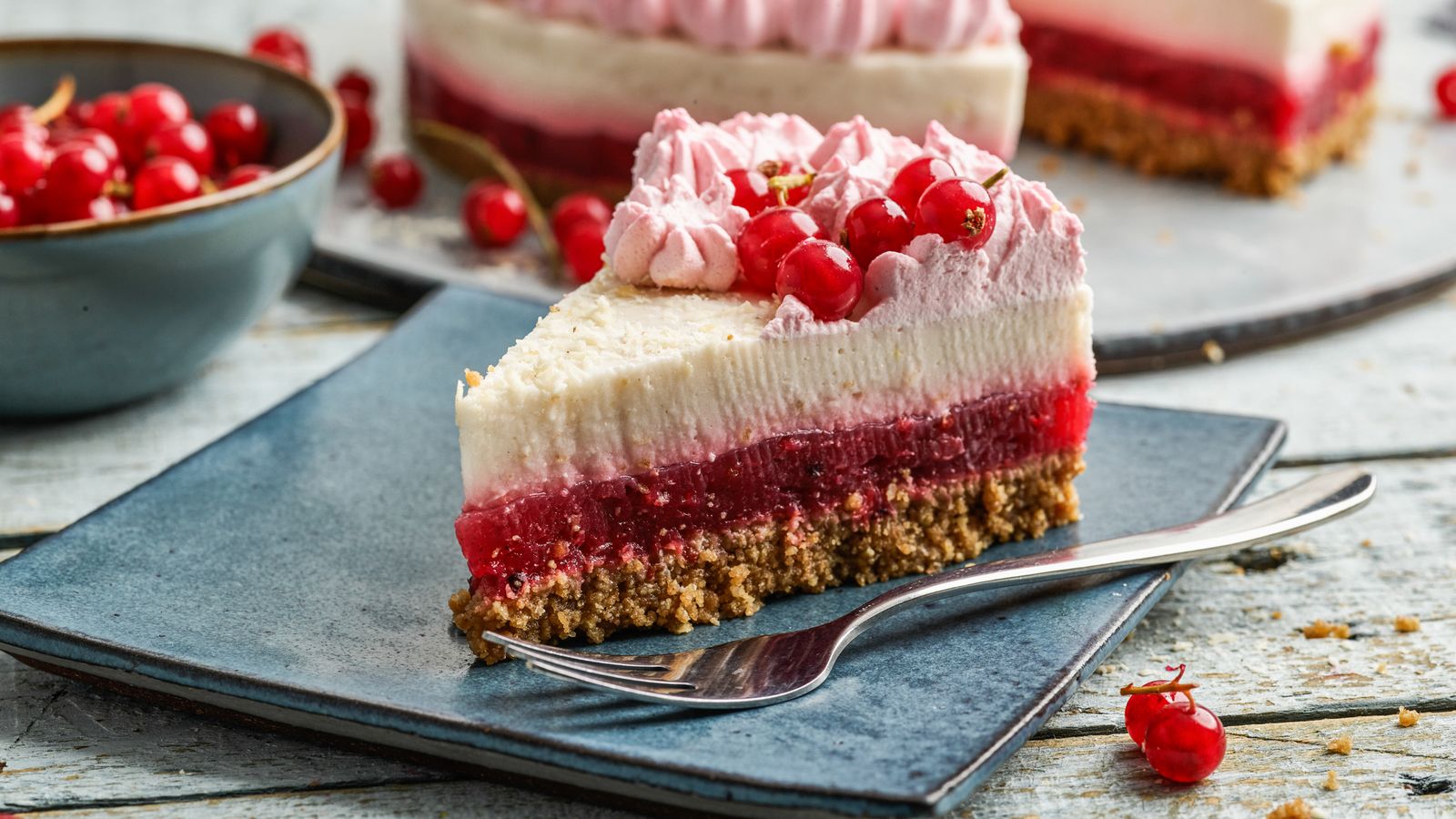 Johannisbeer-Sahnetorte - vegan