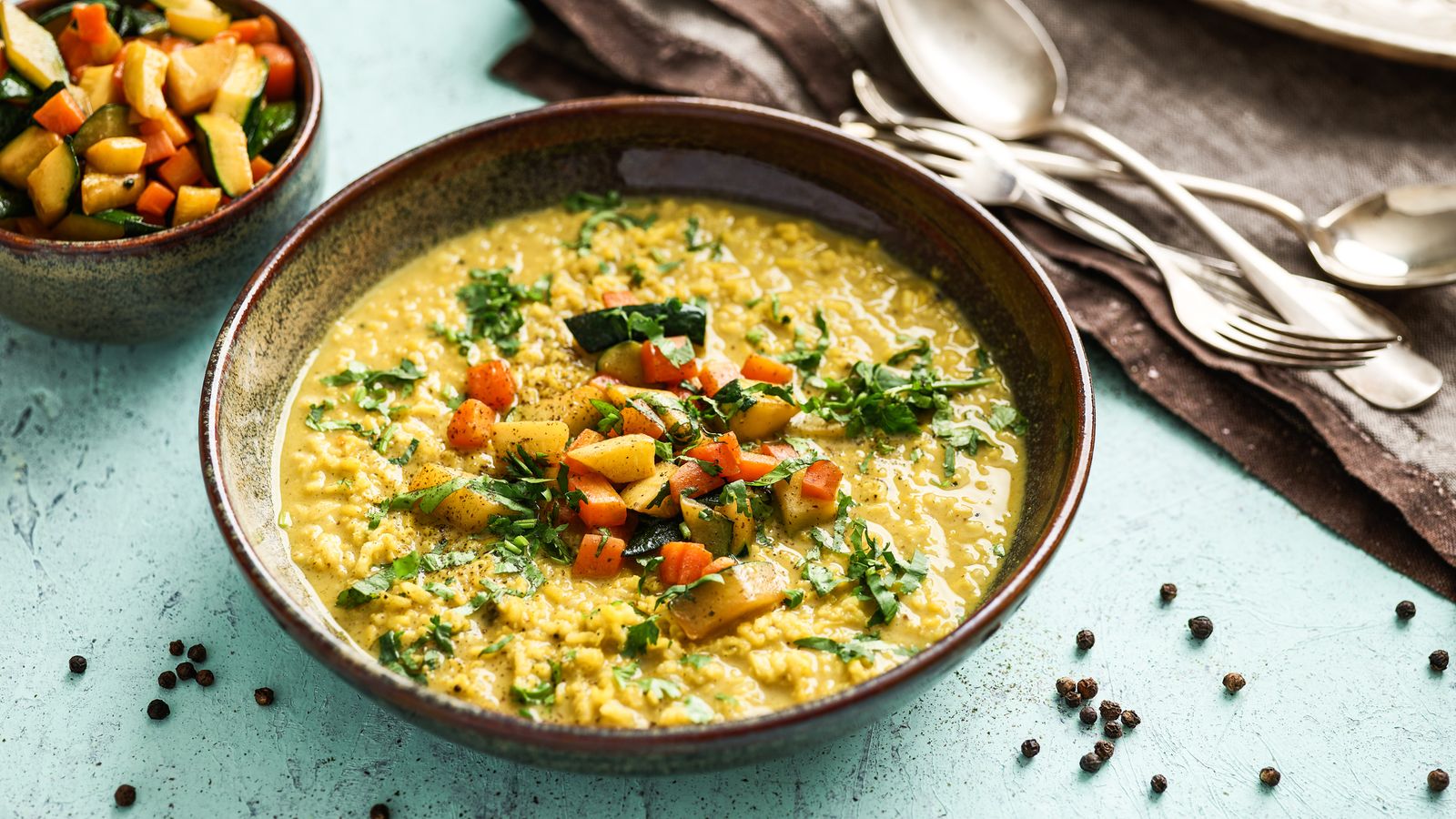 ein Mung dal in einer Bratpfanne