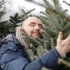 Die Wahl zwischen echten und künstlichen Weihnachtsbäumen